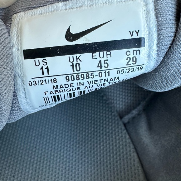 Nike Flex Experiance RN7 Men’s Size 11 Gray Sneakers Trainers - Picture 7 of 9